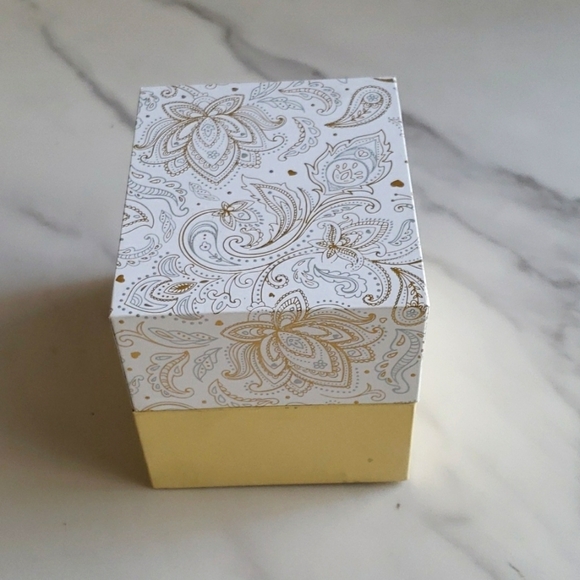 Charter Club Women's Gold-Tone Ruby Crystal Bracelet Watch 32mm - Picture 2 of 7